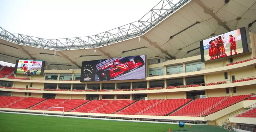Outdoor full-color LED display for football field